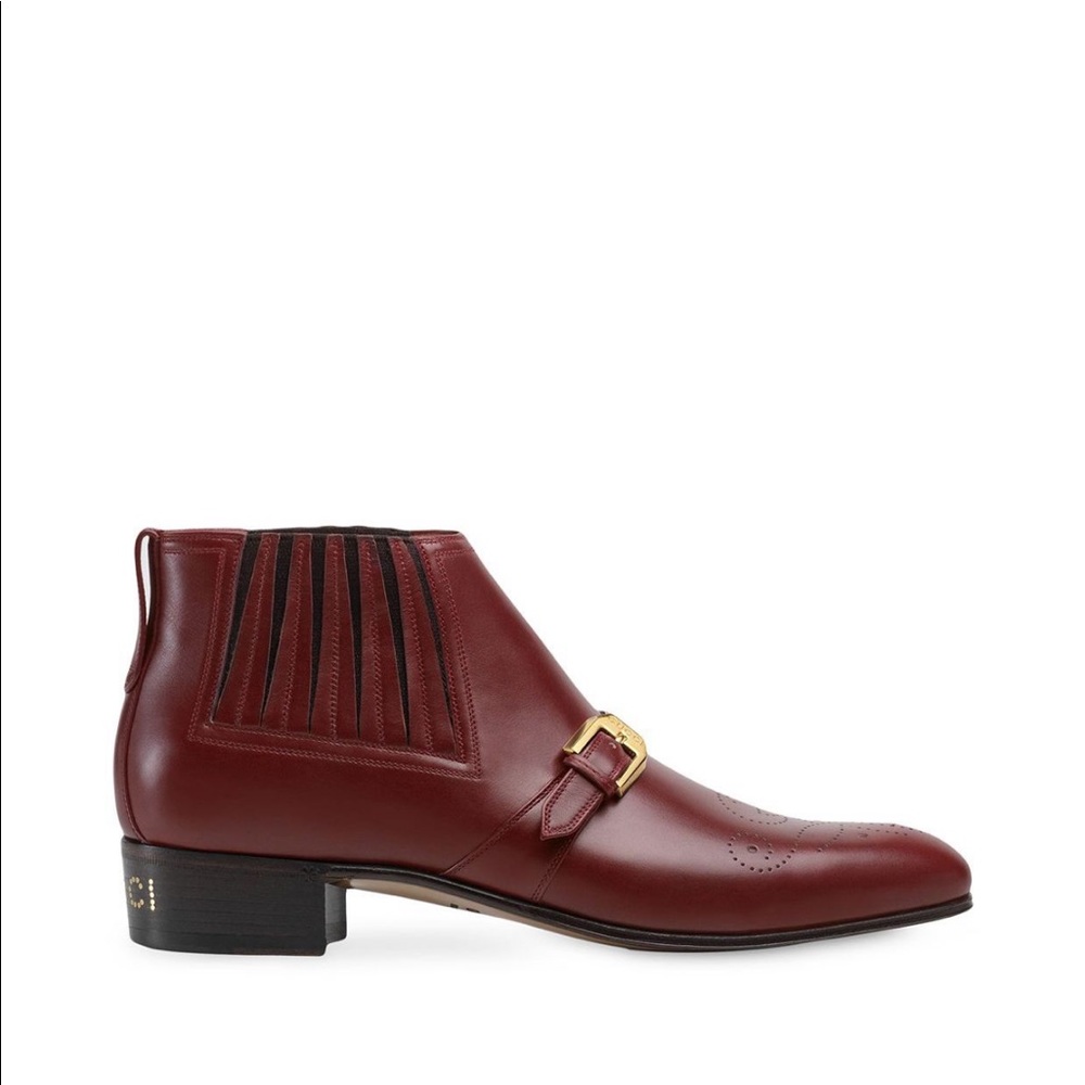 Gucci Men's leather ankle boot with G brogue